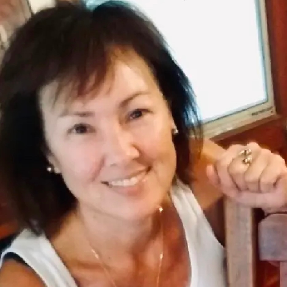 Photo of Terri Medeiros